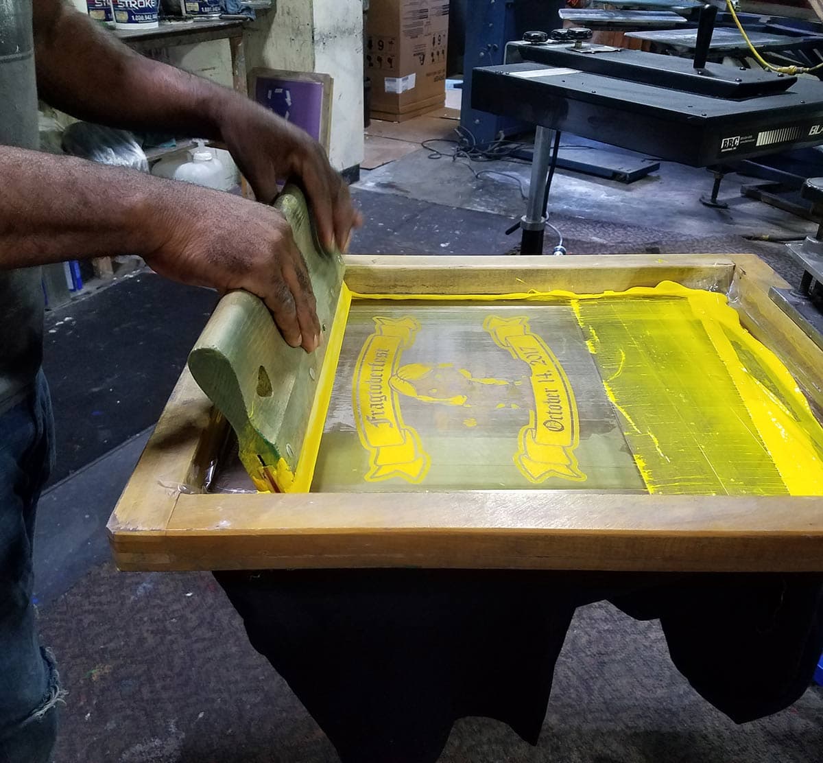 Rainbow Graphics Inc — Screen Printing, Embroidery in Manchester