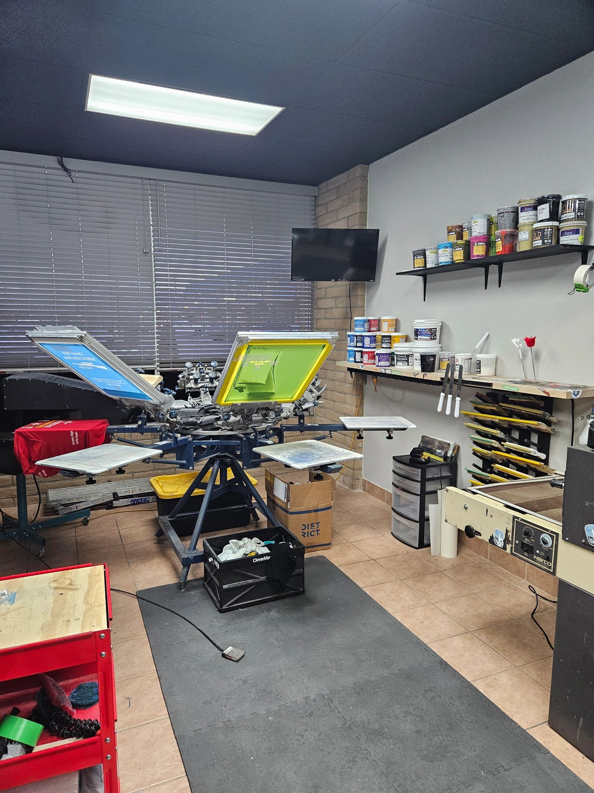 Colossal Printing Company — Screen Printing, Embroidery in Carson City